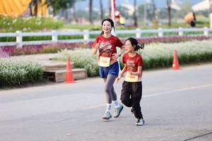 BIB: 
                            <button type="button" onclick="openModal(27851348)" class="btn btn-primary btn-sm float-right btn-popup" data-toggle="modal" data-target=".modal-high-quality">
                        <i class="fas fa-shopping-cart"></i> Add to Cart
                    </button>
                                            <button type="button" onclick="isThisMe(27851348, true)" class="btn btn-success btn-sm float-right btn-popup btn-isme hidden" data-toggle="tooltip" data-placement="bottom" title="นี่คือรูปของคุณใช่ไหม คลิกที่นี่เพื่อเอาเข้าอัลบั้ม">
                        <i class="fas fa-plus"></i> Add to album
                    </button>
                    <button type="button" onclick="isThisMe(27851348, false)" class="btn btn-warning btn-sm float-right btn-popup btn-isnotme hidden">
                        <i class="fas fa-ban"></i> Remove from album
                    </button>